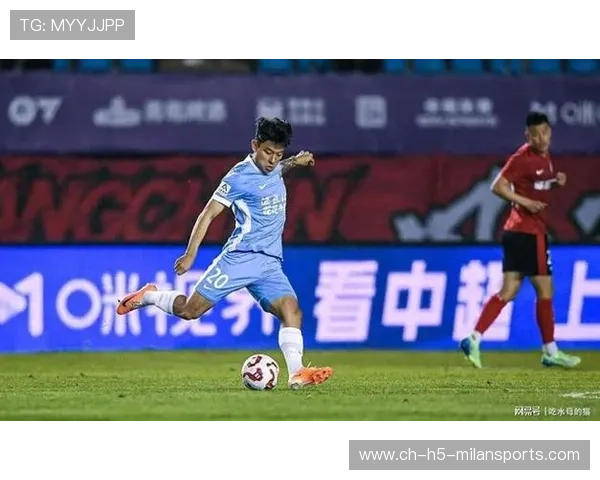 中超爆冷成都蓉城遭河南逆转何超再献绝杀完成三连杀彻底无缘冠军 中超爆冷成都蓉城遭河南逆转何超再献绝杀完成三连杀彻底无缘冠军