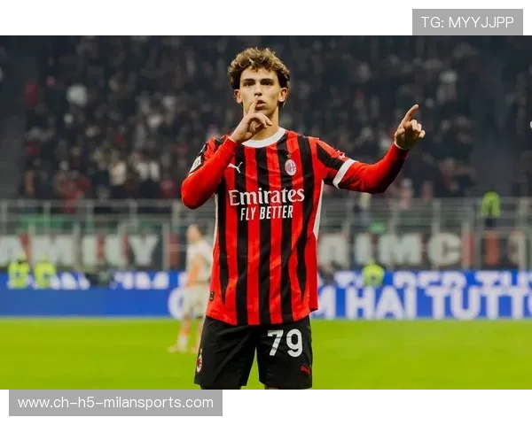 AC米兰后防在训练中接连演练长传应对策略，出球更有威胁