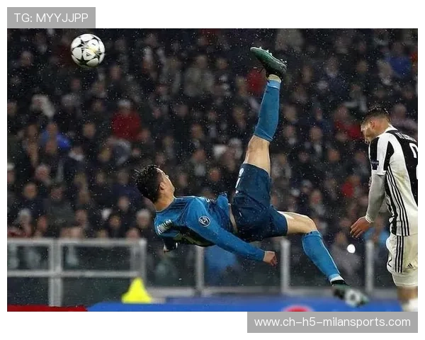 C罗赛季中途被拍偷笑，与谁有关？镜头挖出内幕