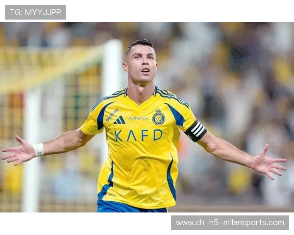 C罗与团队讨论未来商业版图被曝光