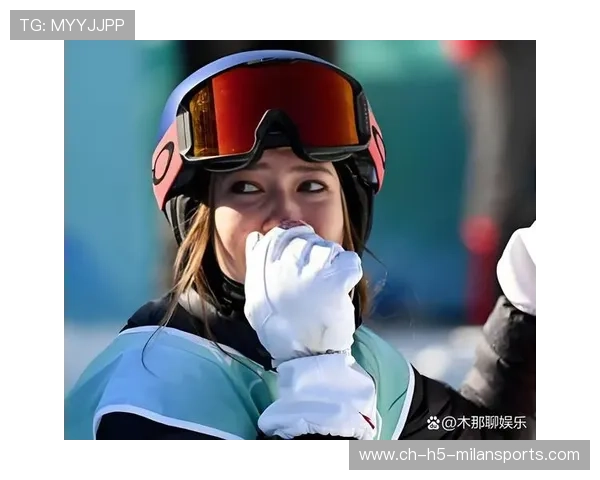 冬季两项选手摔倒后立刻射中红心，解说激动拍桌