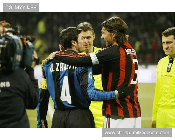 金球巨星怒摔队长袖标，全场嘘声震天