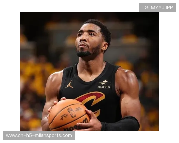 米切尔连续三次抢断引发快攻，骑士彻底点燃整场